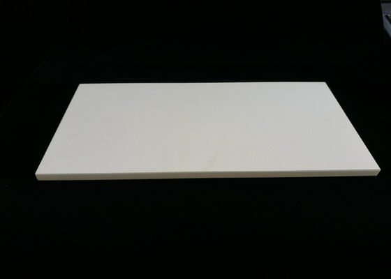 Il materiale termico di colore del piatto ceramico bianco del quarzo ha messo a disposizione il servizio personalizzato fornitore